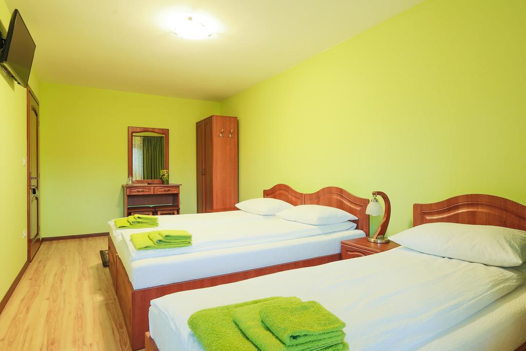 Pensiunea Dor De Casa Pestenita ภายนอก รูปภาพ